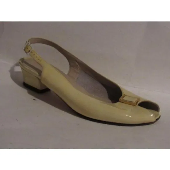 1960's, amazing, MOD Salvatore Ferragamo, size 6.5C, pale yellow patent leather, open toe, 2" chunkier heeled slingback sandals