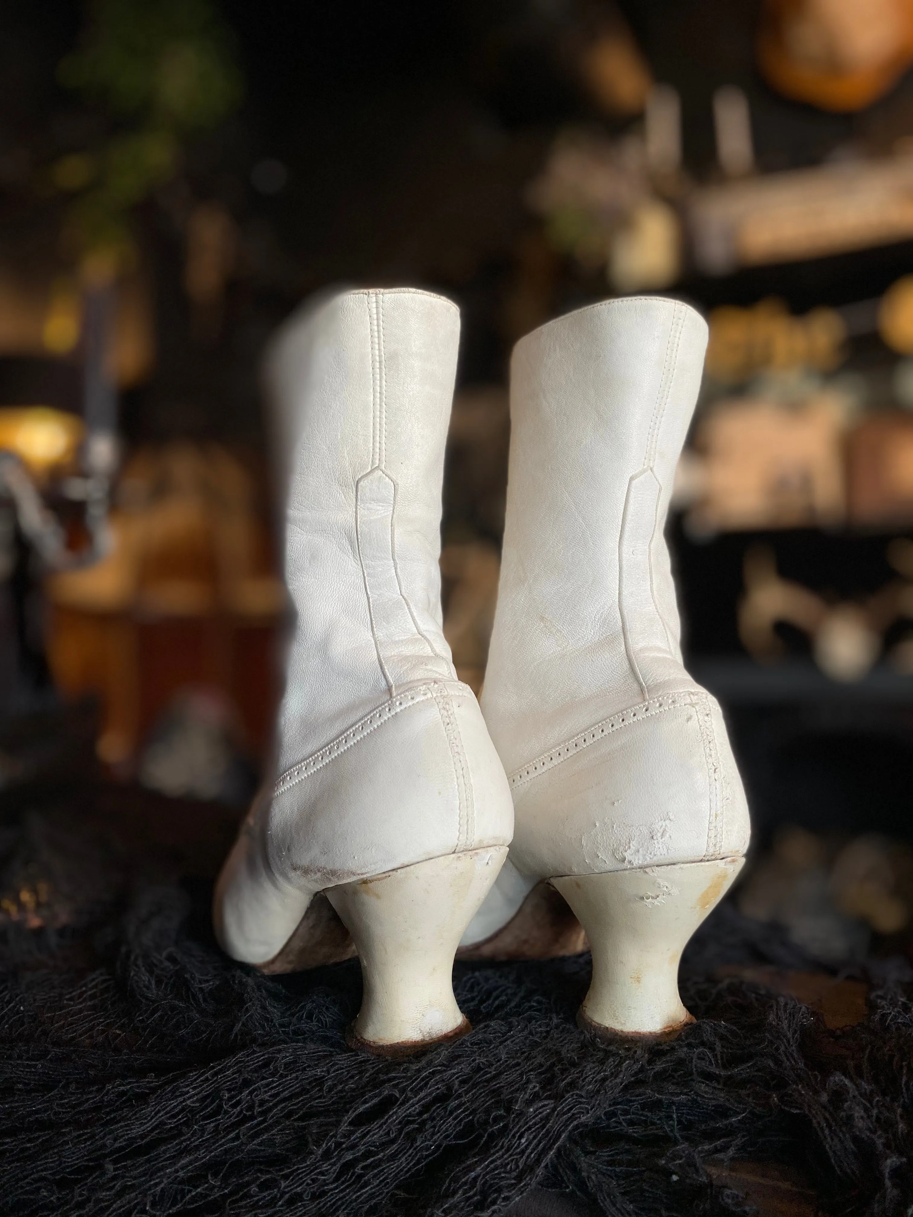 Antique Victorian White Leather Lace-Up Boots
