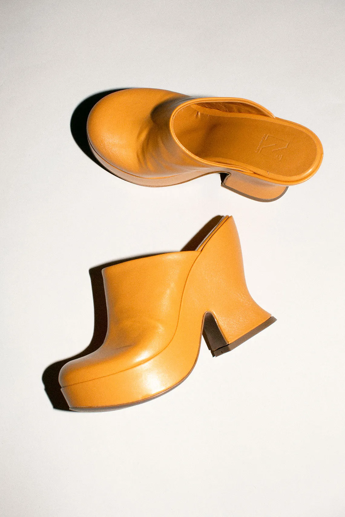 Arancio Marra Platform