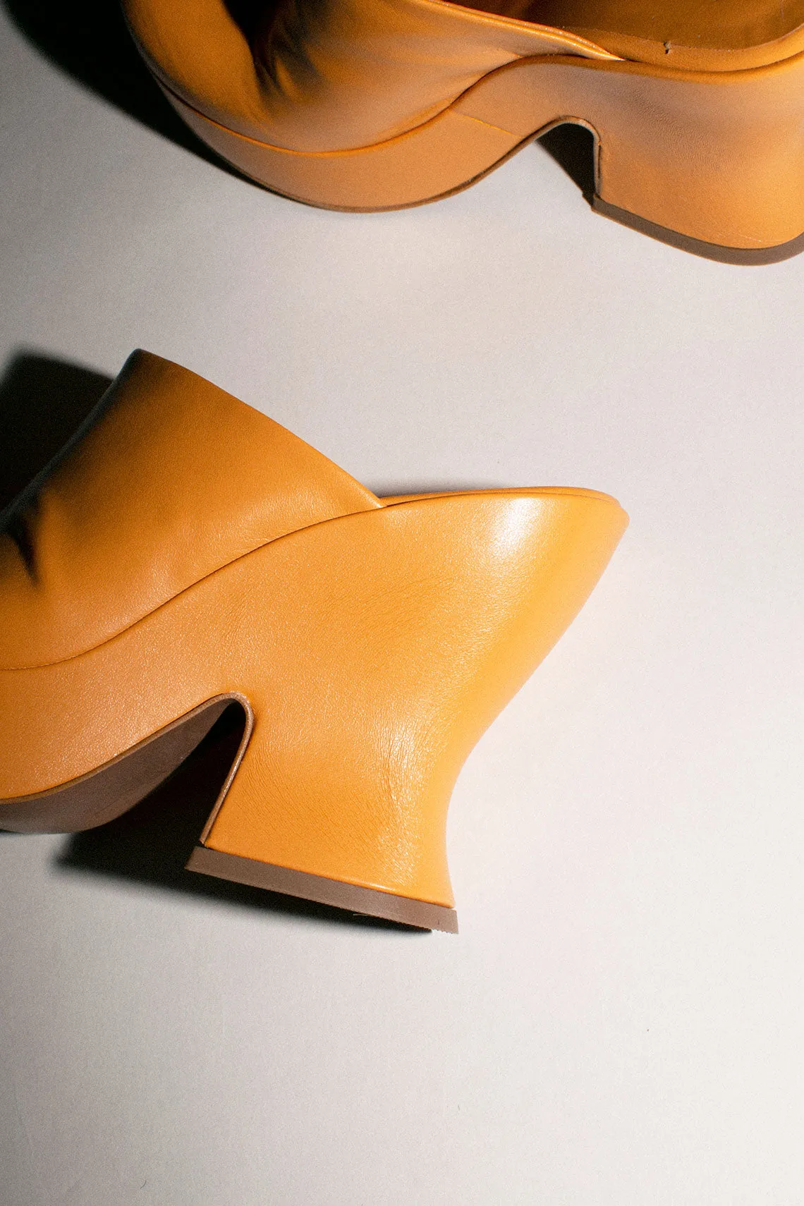 Arancio Marra Platform
