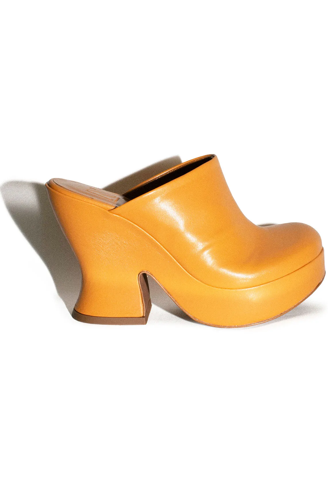 Arancio Marra Platform