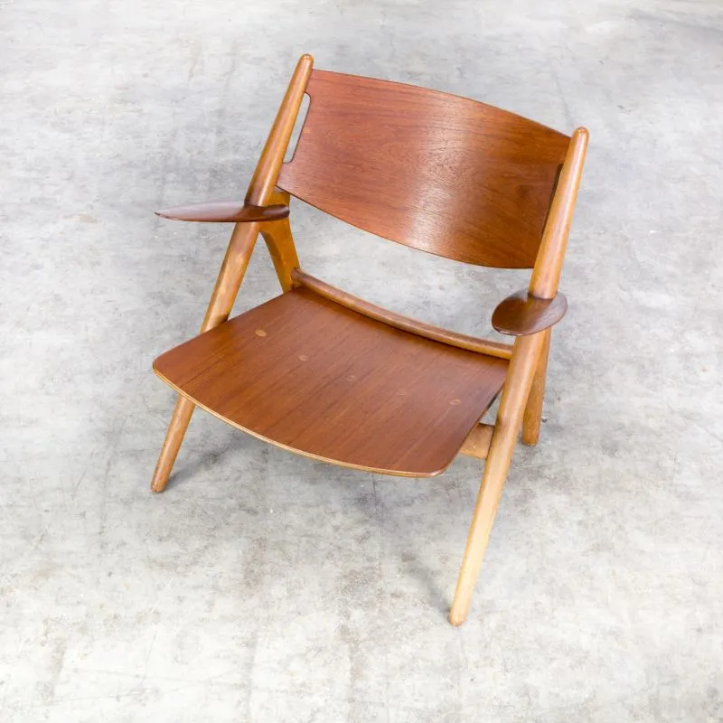CH28T Lounge Chair