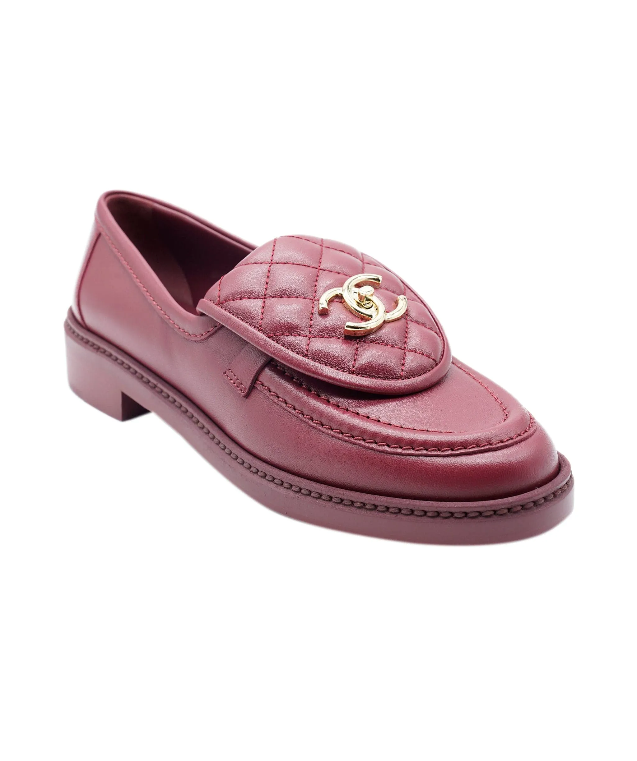 Chanel burgundy turnlock quilted loafers size 38 - AJC0273