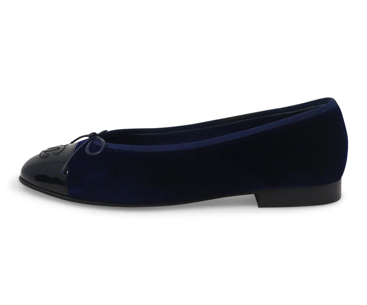 Chanel Navy Velvet Ballerina Flats sz 7