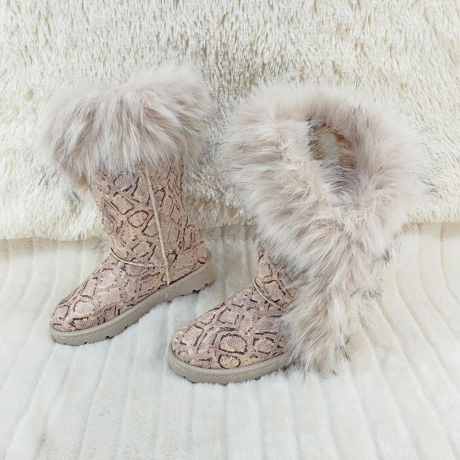 Chi Chi Tall Furry Snake Beige Faux Fur Lined Flat Winter Boots US Women's