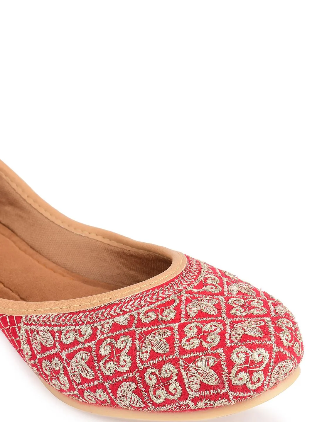 DESI COLOUR Embellished Velvet Ethnic Mojaris