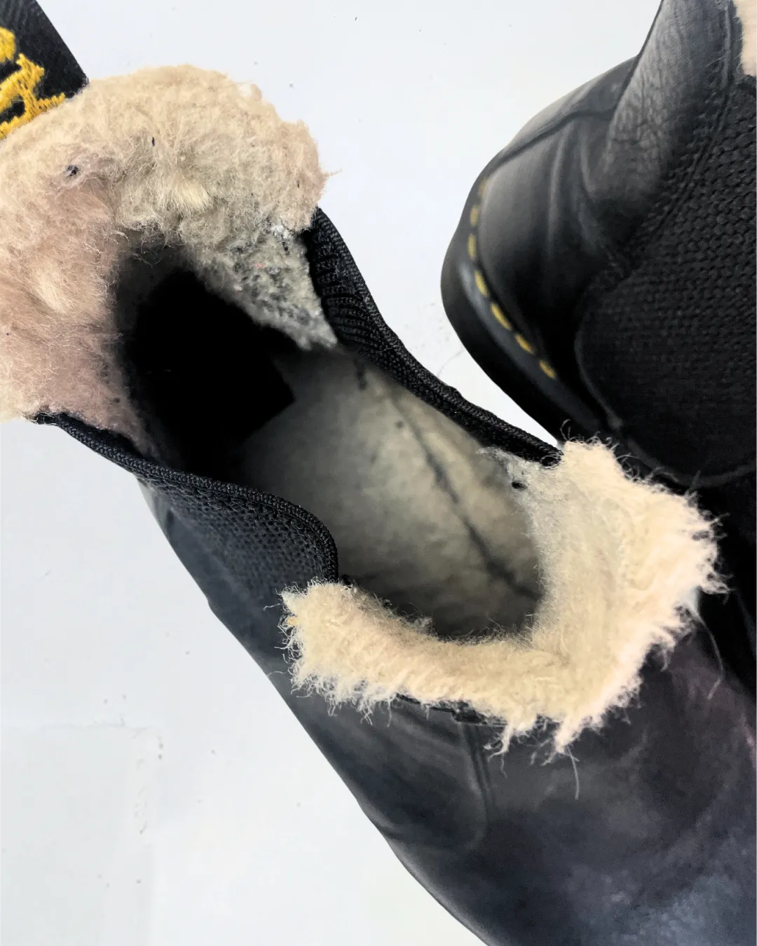 Dr. Martens Faux Fur Lined Boots in Size UK9