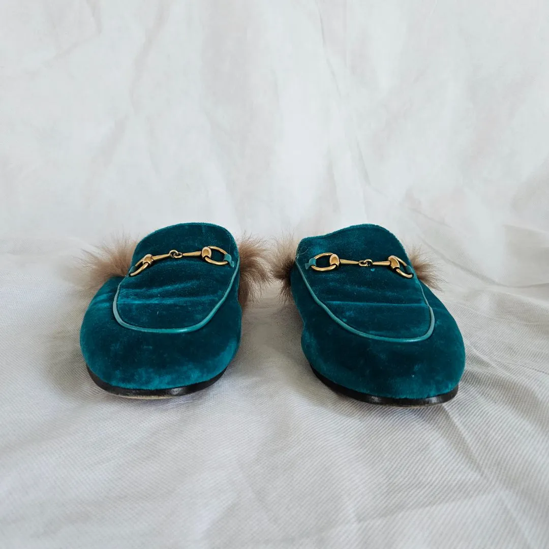 Gucci velvet fur lined princetowns, 39