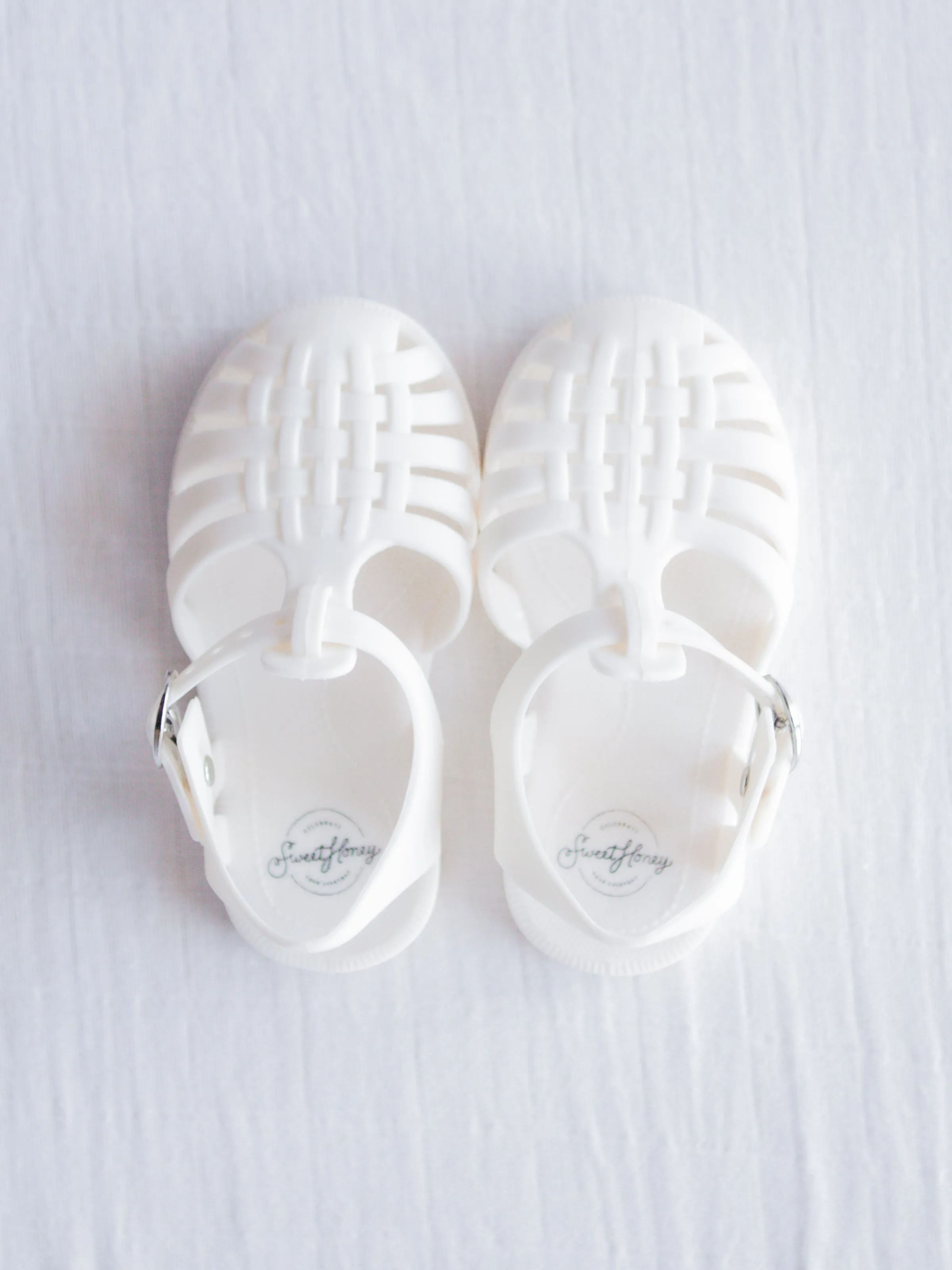Matte Jelly Sandals - Cream