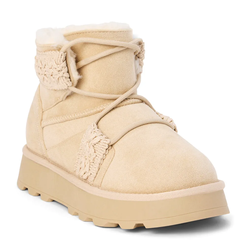 Matterhorn Embroidered Round Toe Pull On Booties