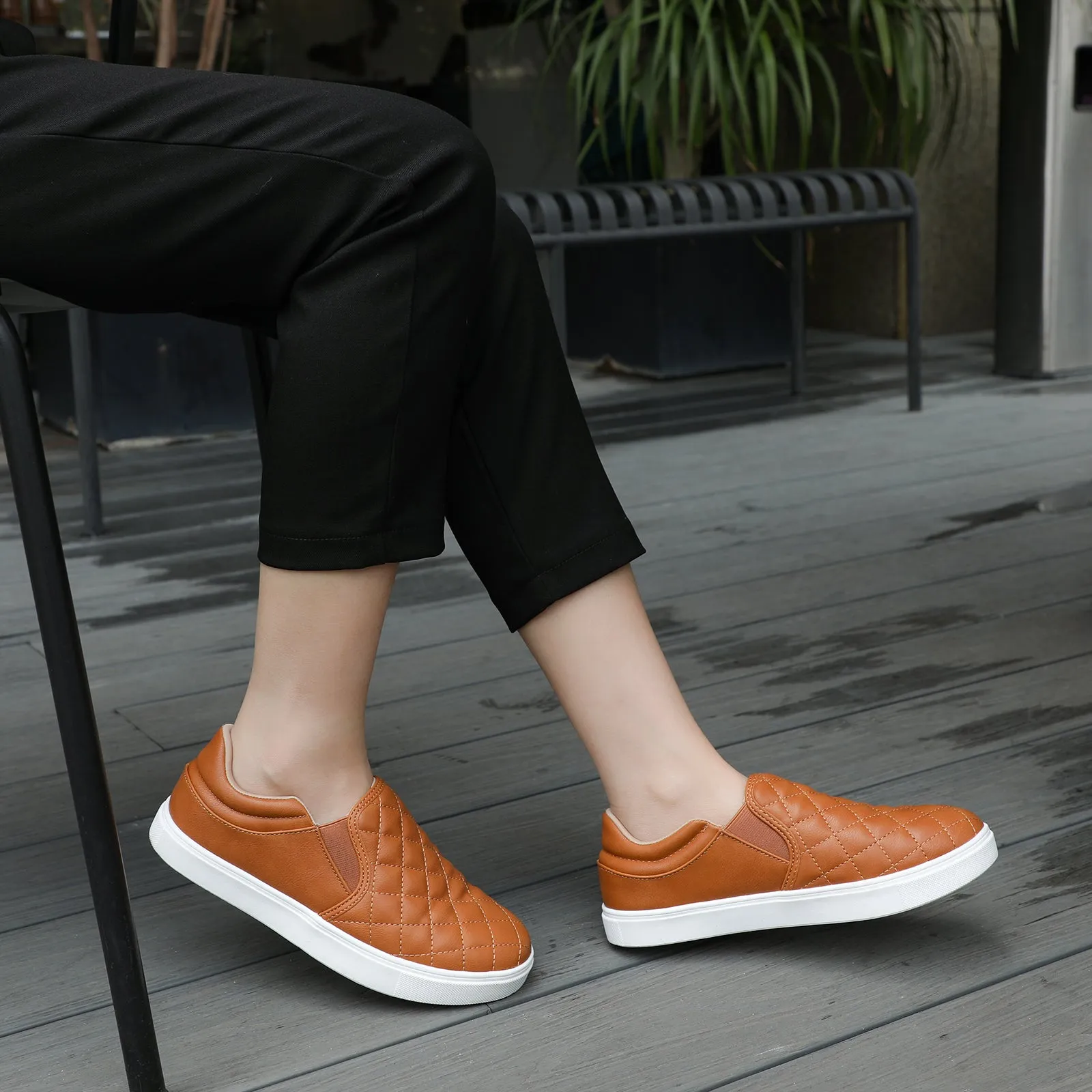 STQ Slip On Shoes for Women Fashion Sneakers Elees Quilted 2.0 Comfort Casual Fall Loafers