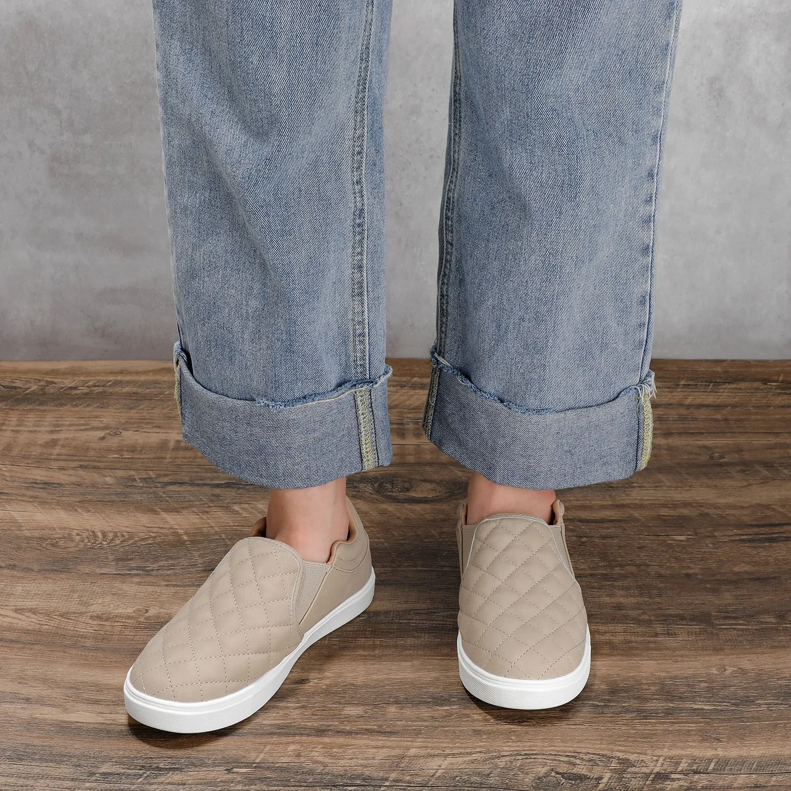 STQ Slip On Shoes for Women Fashion Sneakers Elees Quilted 2.0 Comfort Casual Fall Loafers