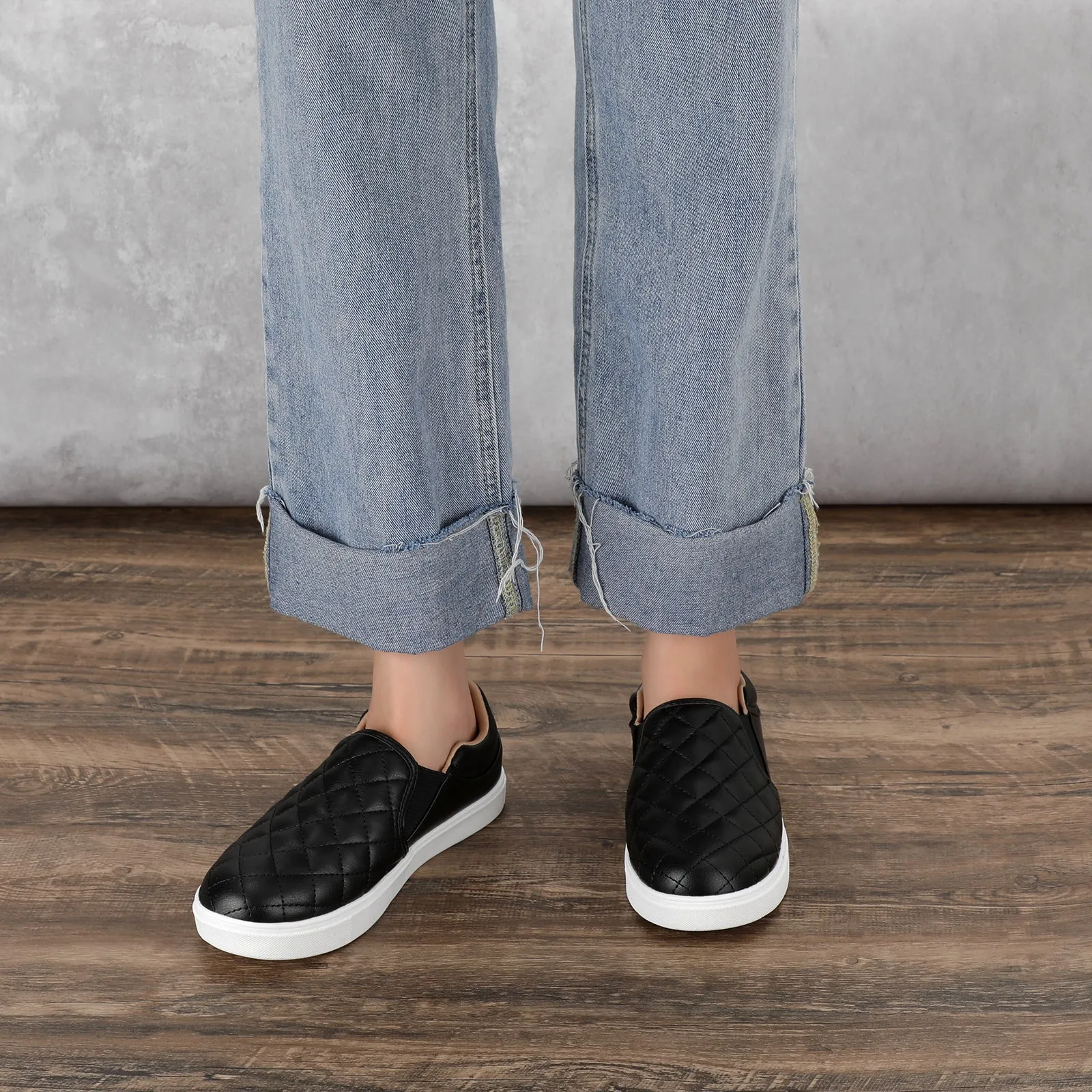 STQ Slip On Shoes for Women Fashion Sneakers Elees Quilted 2.0 Comfort Casual Fall Loafers