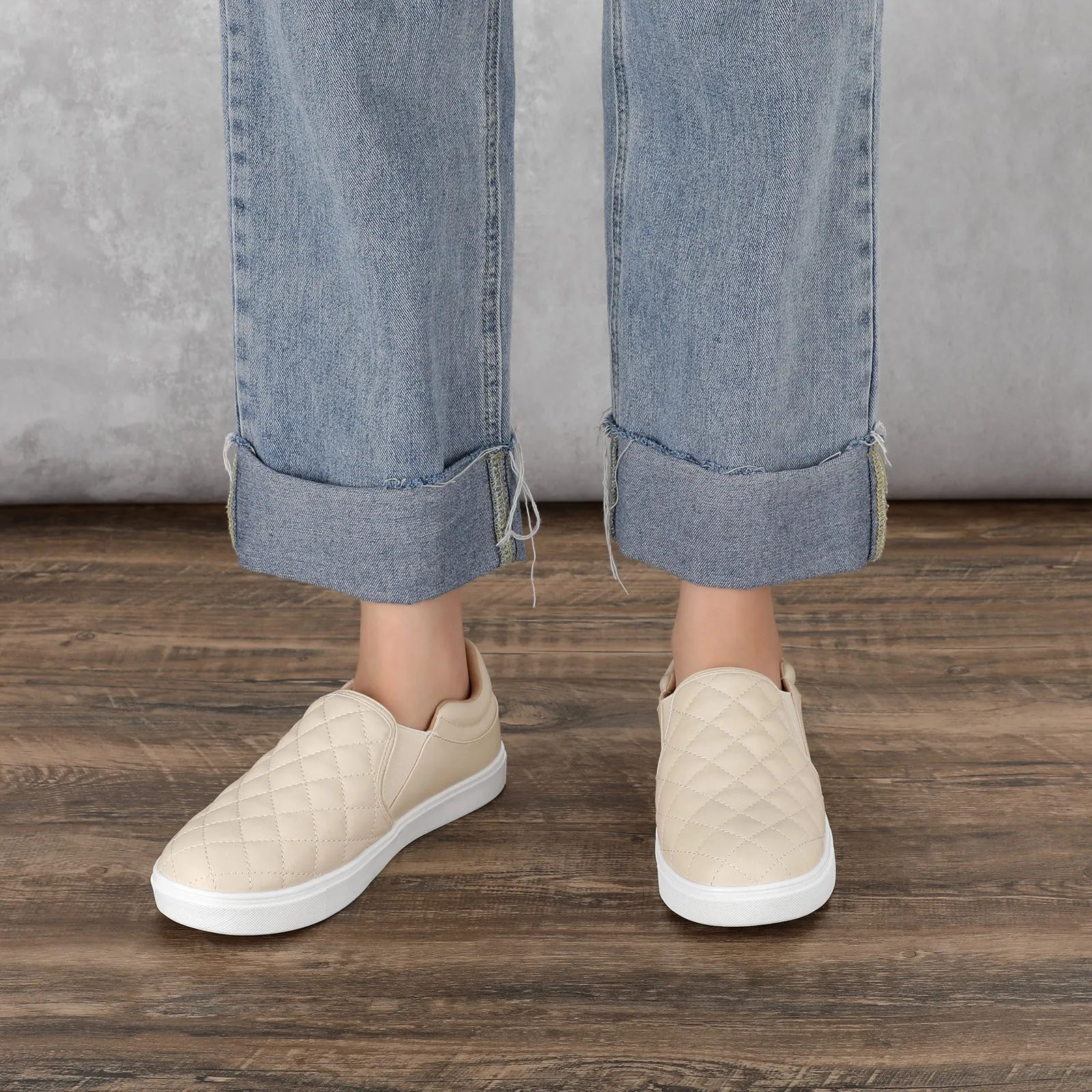 STQ Slip On Shoes for Women Fashion Sneakers Elees Quilted 2.0 Comfort Casual Fall Loafers