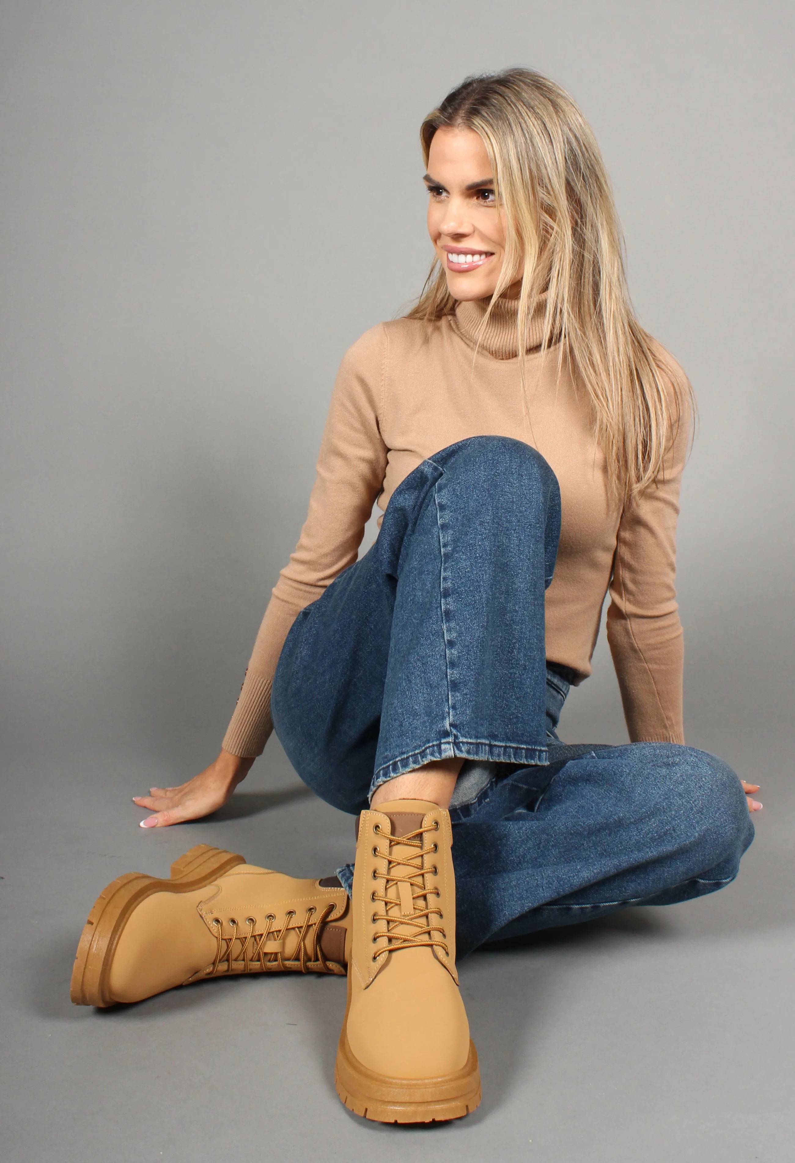 Working Style Boot